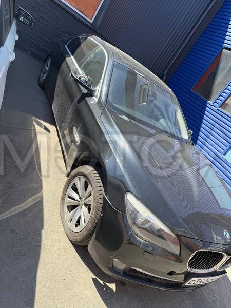 BMW 750 2010, фото 3