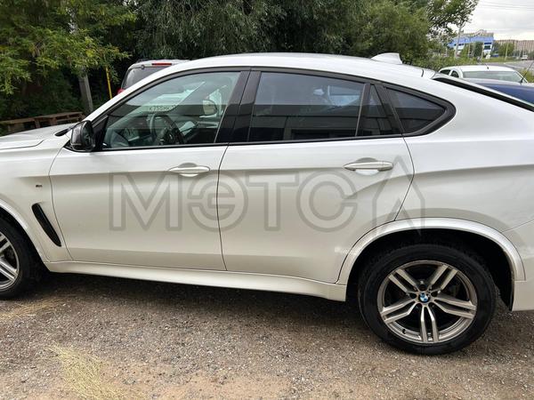 BMW X6 2016, фото 8