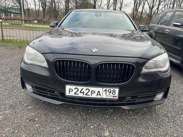 BMW 740 2012, фото 8