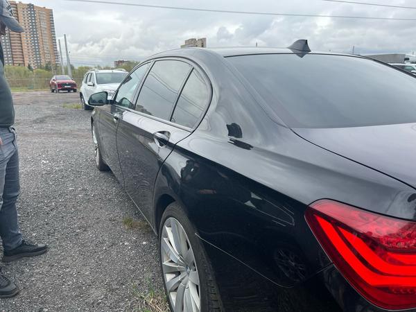 BMW 740 2012, фото 12