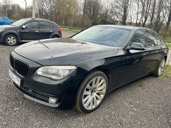 BMW 740 2012, фото 11