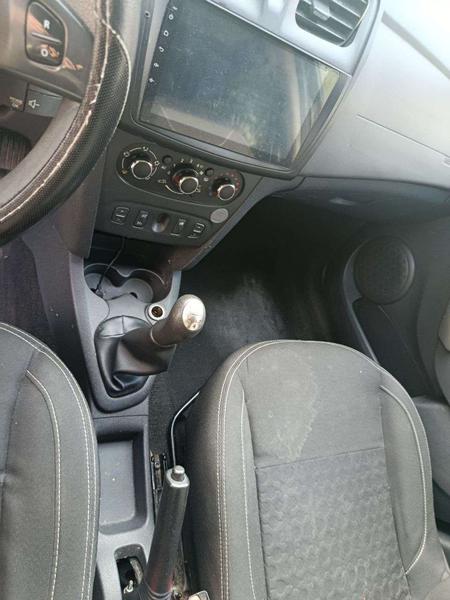 Renault Logan 2014, фото 10