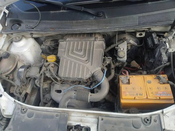 Renault Logan 2018, фото 19