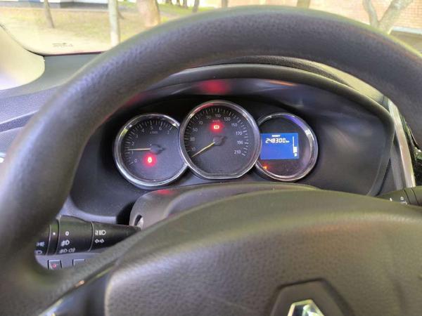 Renault Logan 2018, фото 11