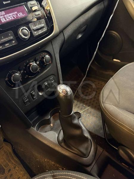 Renault Logan 2018, фото 10