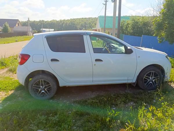 Renault Sandero 2017, фото 2