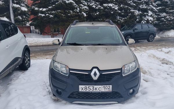 Renault Sandero 2018, фото 2