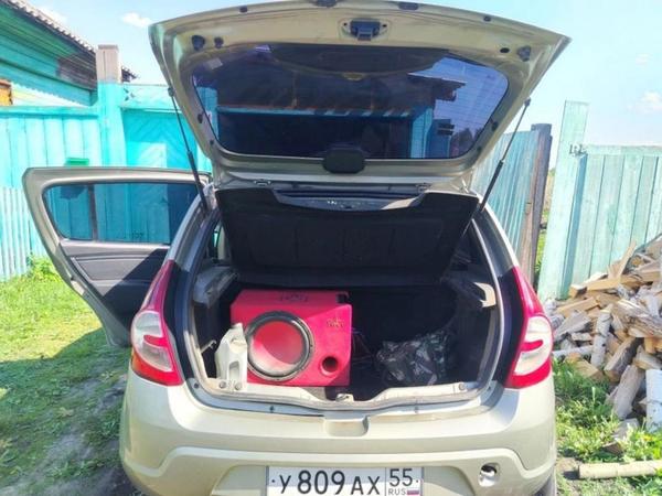 Renault Sandero 2010, фото 7