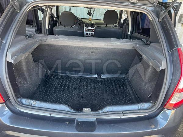 Renault Logan 2010, фото 12