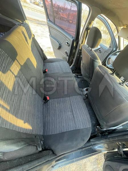 Renault Logan 2010, фото 6
