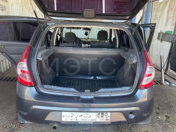Renault Logan 2010, фото 11