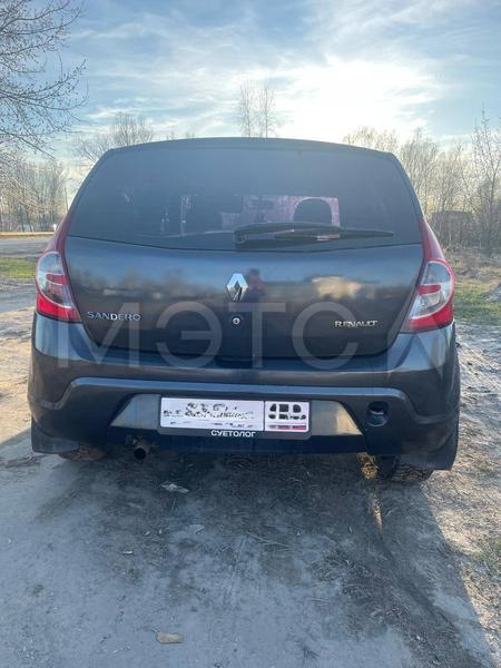 Renault Logan 2010, фото 4