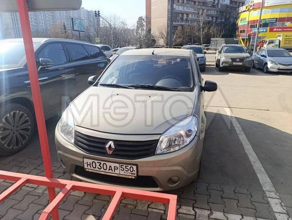 Renault Sandero 2012, фото 3