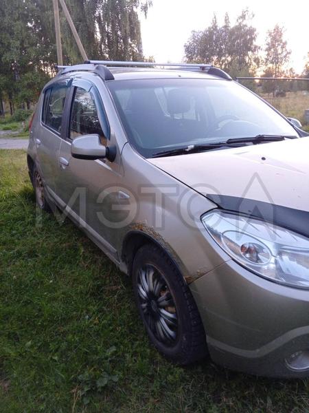 Renault Sandero 2012, фото 2