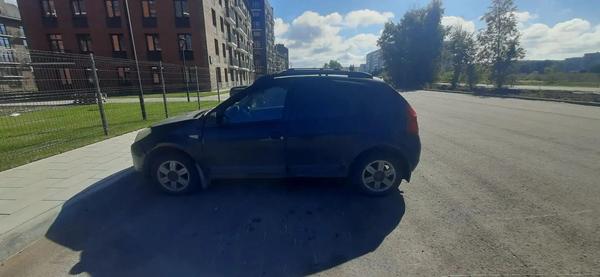 Renault Sandero 2011, фото 2