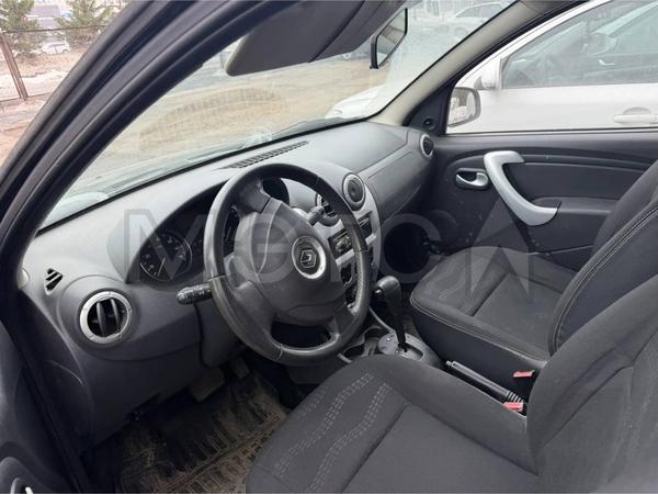Renault Sandero 2012, фото 8