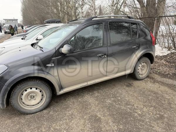 Renault Sandero 2012, фото 2