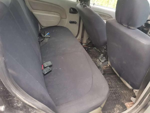 Renault Logan 2008, фото 11