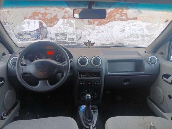 Renault Logan 2009, фото 8