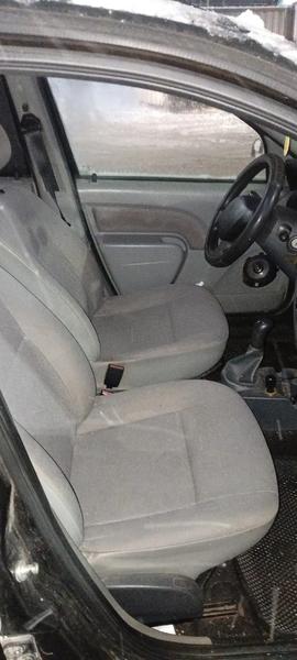 Renault Logan 2009, фото 5