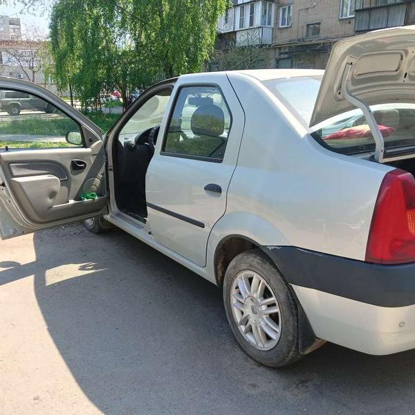 Renault Logan 2007, фото 8