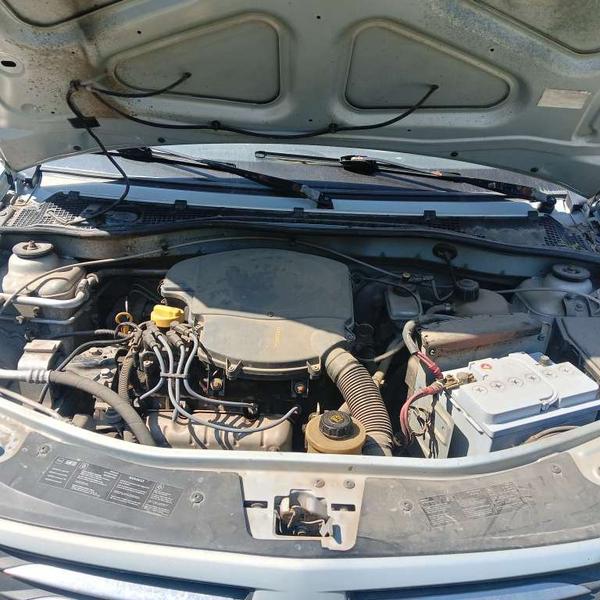 Renault Logan 2007, фото 6