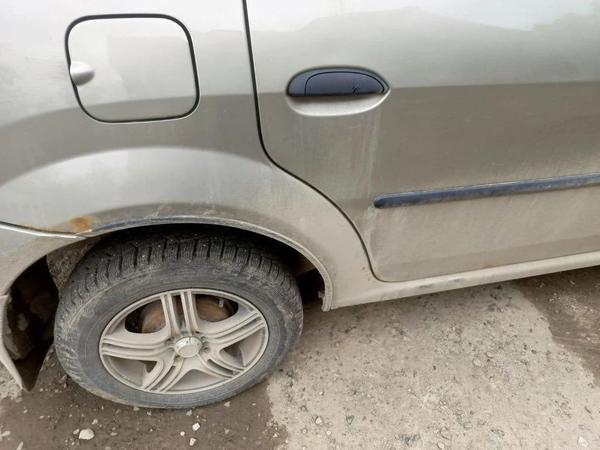 Renault Logan 2010, фото 6