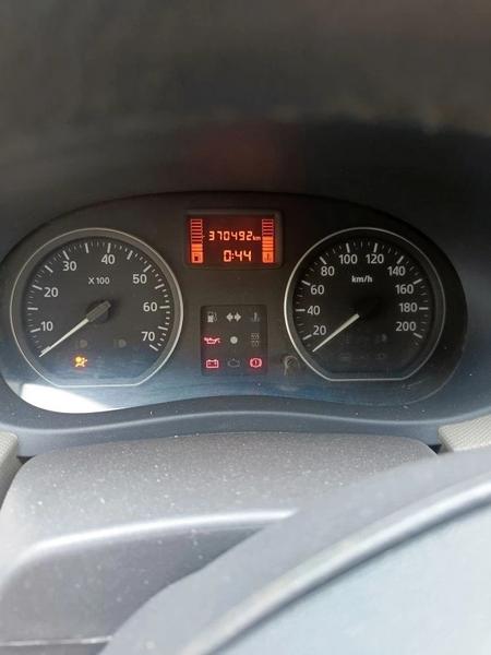 Renault Logan 2010, фото 12