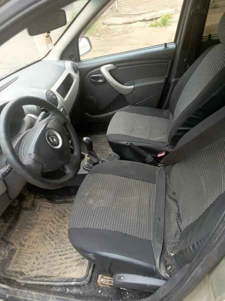 Renault Logan 2010, фото 18