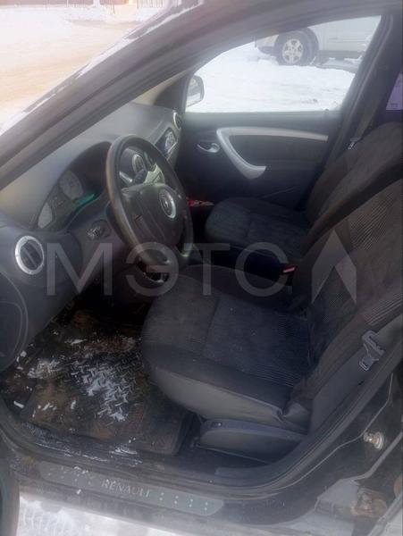 Renault Logan 2010, фото 5