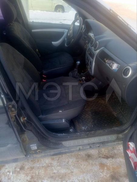 Renault Logan 2010, фото 6
