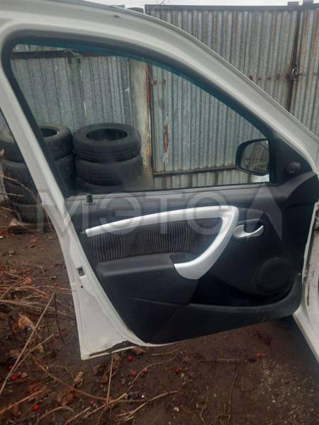 Renault Logan 2011, фото 11