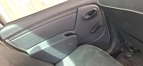 Renault Logan 2011, фото 35