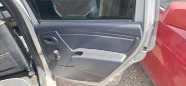 Renault Logan 2011, фото 36