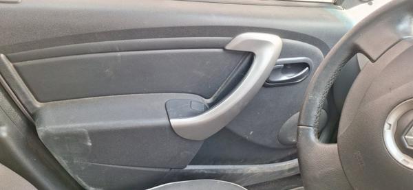 Renault Logan 2011, фото 38