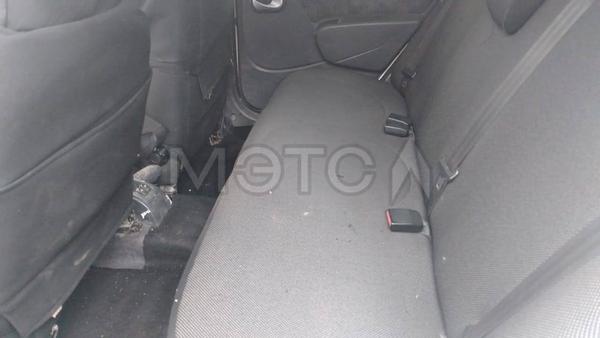 Renault Logan 2013, фото 10