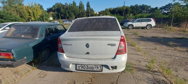 Renault Logan 2010, фото 10