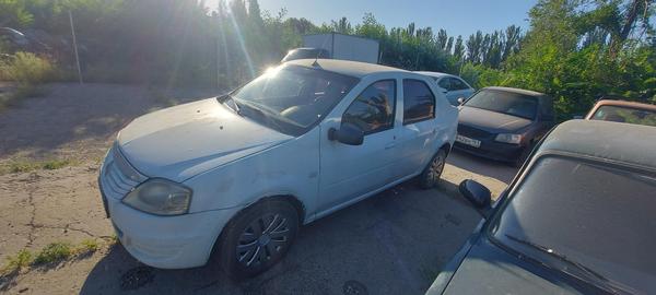 Renault Logan 2010, фото 8