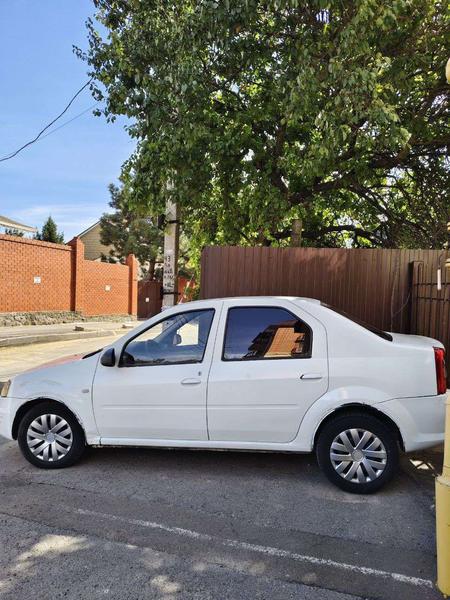 Renault Logan 2010, фото 13
