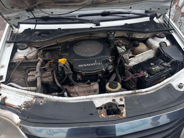 Renault Logan 2011, фото 3