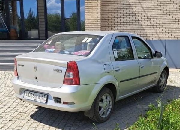 Renault Logan 2013, фото 5
