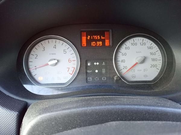 Renault Logan 2010, фото 3