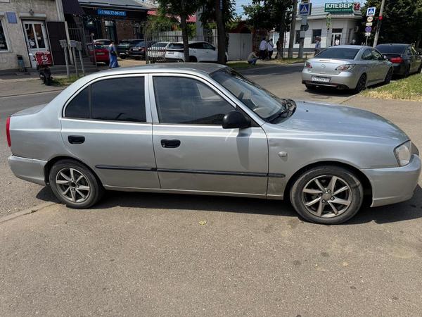 Hyundai Accent 2005, фото 2