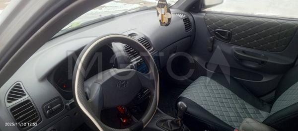Hyundai Accent 2005, фото 6