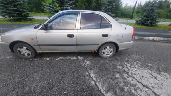 Hyundai Accent 2008, фото 2