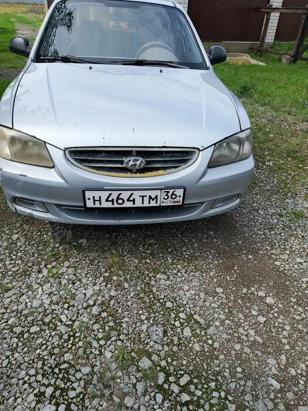 Hyundai Accent 2010, фото 3