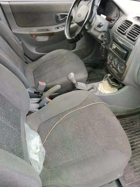 Hyundai Accent 2011, фото 3