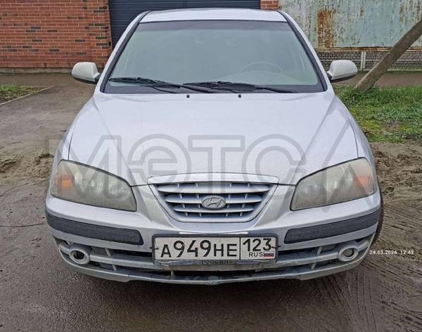 Hyundai Elantra 2010, фото 2