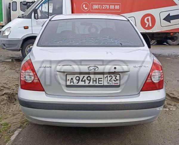 Hyundai Elantra 2010, фото 4