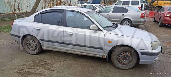 Hyundai Elantra 2010, фото 3